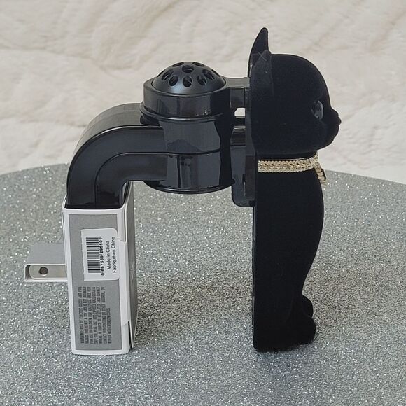 BBW Fancy Black Cat Nightlight Wallflowers Fragrance Plug 2024 New Out of Stock - Picture 4 of 9